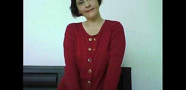  Beautiful lady in red, chat with her at lovelygirlsoncam.com